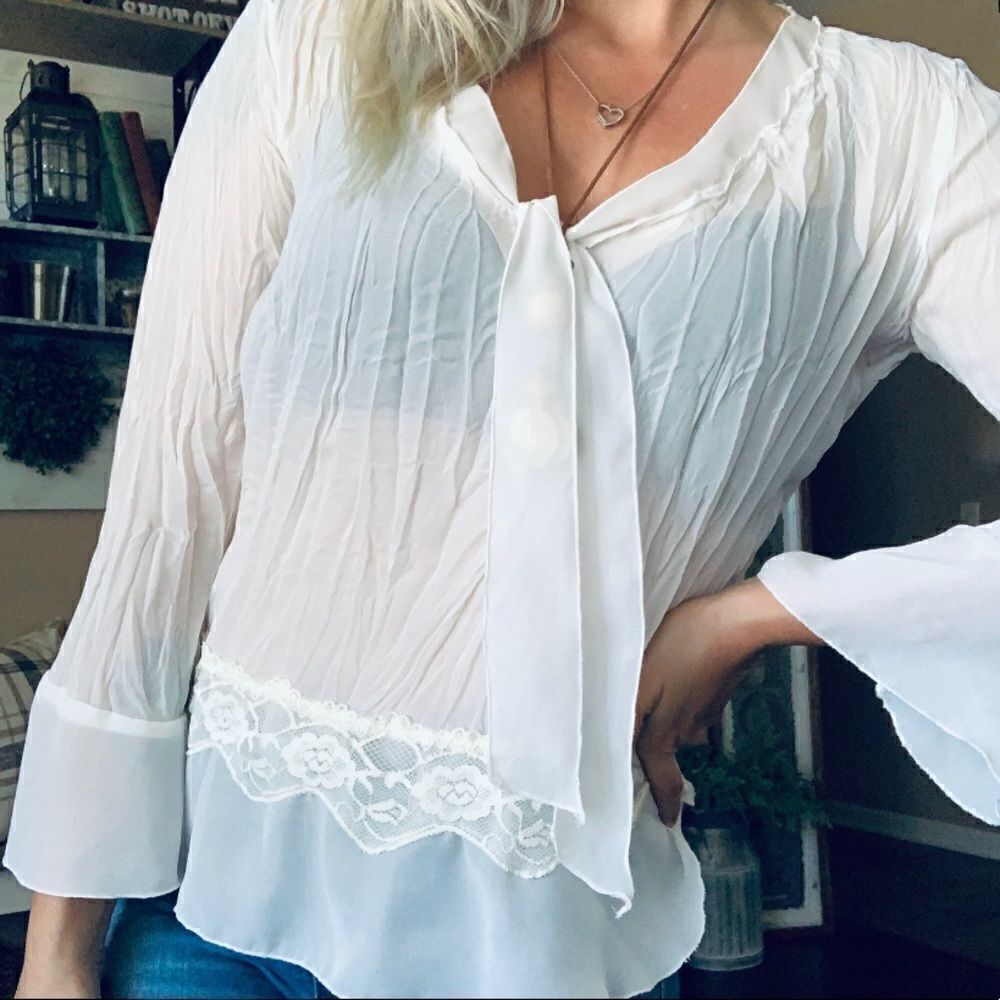 Vintage White Semi-Sheer Lace Trim Blouse - Picture 3 of 7